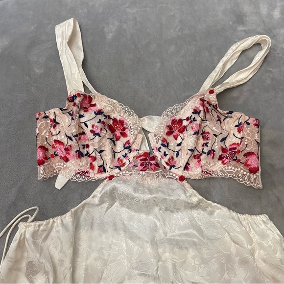 New! For Love And Lemons Festival Rose Satin Slip Dress 10460 - Picture 8 of 13